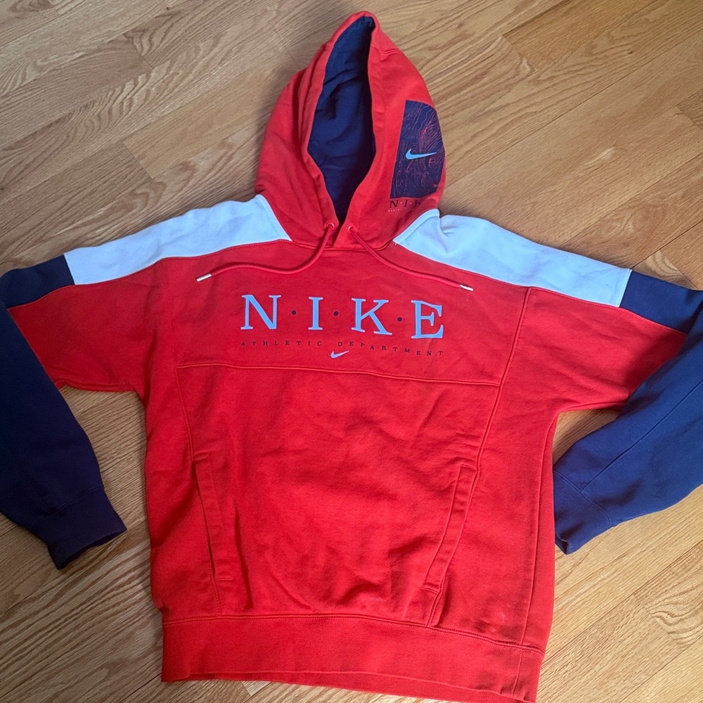 Nike Club Pullover Basketball Hoodie Small